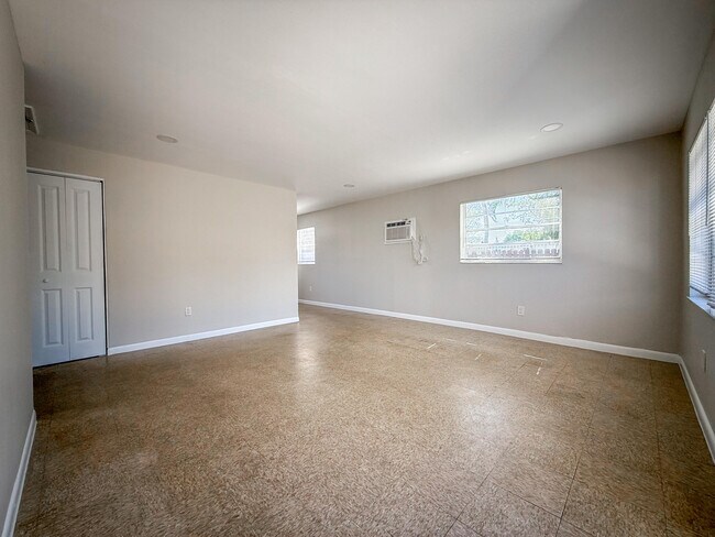 3455 Hi St in Lake Worth Beach, FL - Building Photo - Building Photo