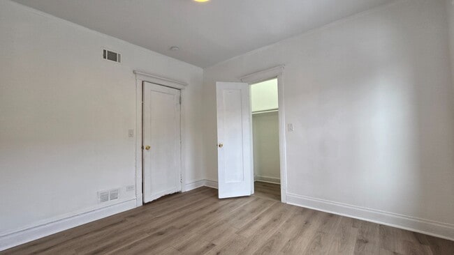 property at 6018 S St Lawrence Ave