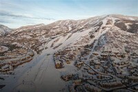 2250 Apres Ski Way in Steamboat Springs, CO - Building Photo - Building Photo