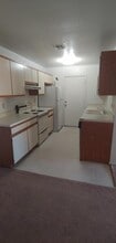2692 W Shauna Dr in Golden Valley, AZ - Building Photo - Building Photo