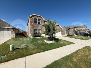 2169 Gill Star Dr in Haslet, TX - Building Photo - Building Photo
