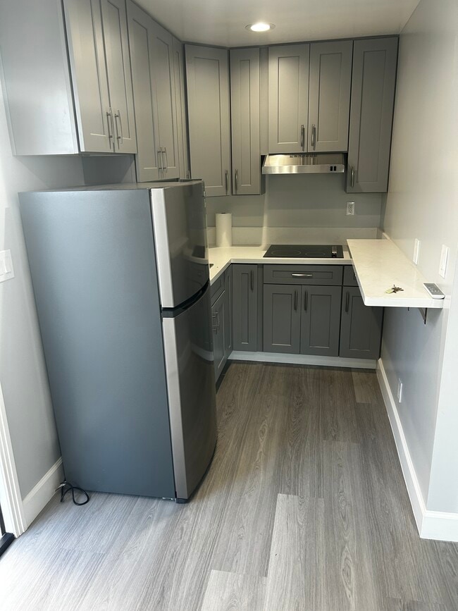 property at 7814 Lindley Ave