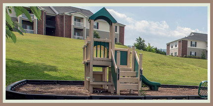 Crystal Chase Apartments in Strasburg, VA - Building Photo - Building Photo