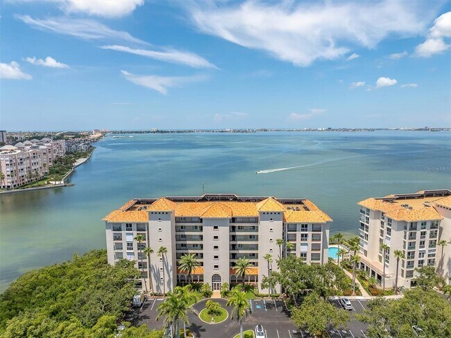 4830 Osprey Dr S in St. Petersburg, FL - Building Photo - Building Photo