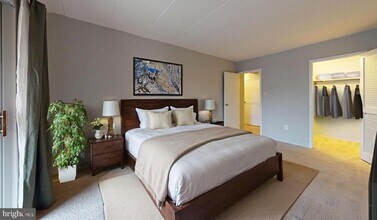 2625 Wagon Dr in Alexandria, VA - Foto de edificio - Building Photo