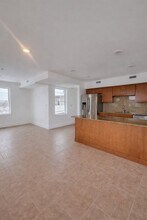 375 Crescent Ave in Chelsea, MA - Building Photo - Building Photo