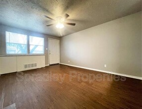 Autumn Chase Apartments in Temple, TX - Foto de edificio - Building Photo