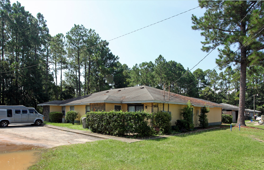 260 Crow Rd in Pensacola, FL - Building Photo