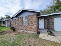 12718 Sandhurst Dr in Houston, TX - Building Photo - Building Photo