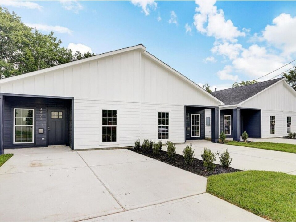 4425 Clover St in Houston, TX - Building Photo