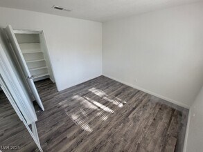 2771 S Mountain Vista St in Las Vegas, NV - Building Photo - Building Photo