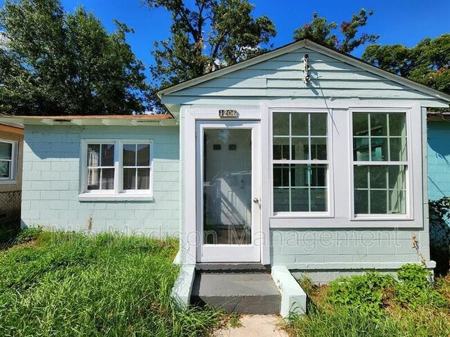 property at 1206 Murphy Ave