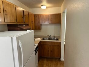 926 James Ct, Unit 2 in Fort Collins, CO - Foto de edificio - Building Photo