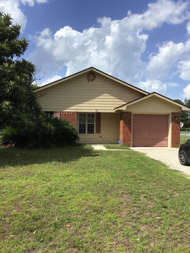 property at 13 Shayna Dr