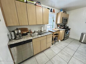 305 Nelson Ave in Saratoga Springs, NY - Building Photo - Building Photo