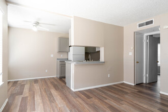 Trevino Place Apartments in El Paso, TX - Building Photo - Interior Photo