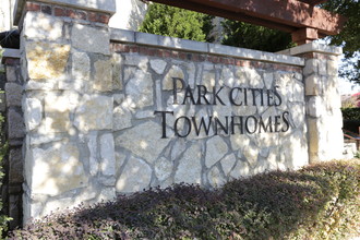 Park Cities Townhomes in Dallas, TX - Building Photo - Building Photo