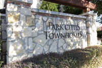 Park Cities Townhomes in Dallas, TX - Foto de edificio - Building Photo