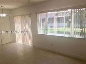 833 NW 208th Terrace in Pembroke Pines, FL - Building Photo - Building Photo