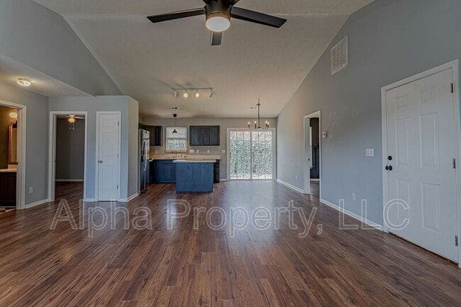 1901 Country Apple Ct in Fountain Inn, SC - Building Photo - Building Photo