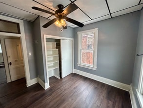 102 S Main St, Unit 2E in Harrisville, PA - Building Photo - Building Photo