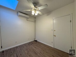 289A Cooper St in Brooklyn, NY - Building Photo - Building Photo