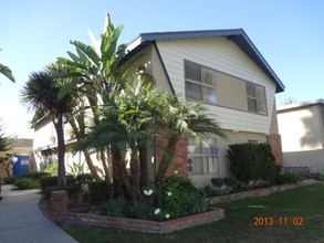 3518 W Del Monte Dr in Anaheim, CA - Building Photo - Building Photo