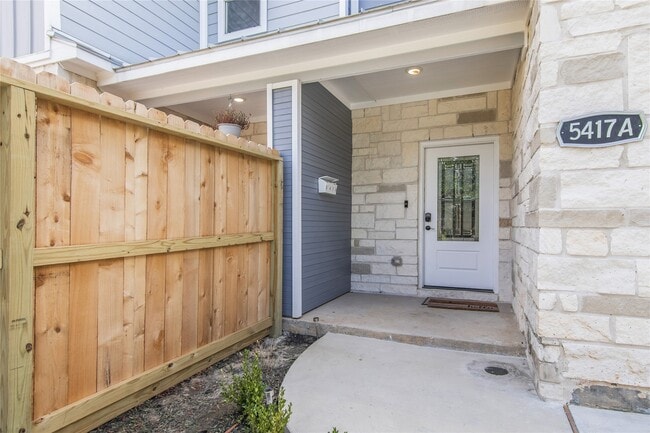 5417 Texas St in Houston, TX - Building Photo - Building Photo