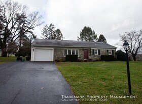312 Mill Creek Rd in Bird In Hand, PA - Building Photo