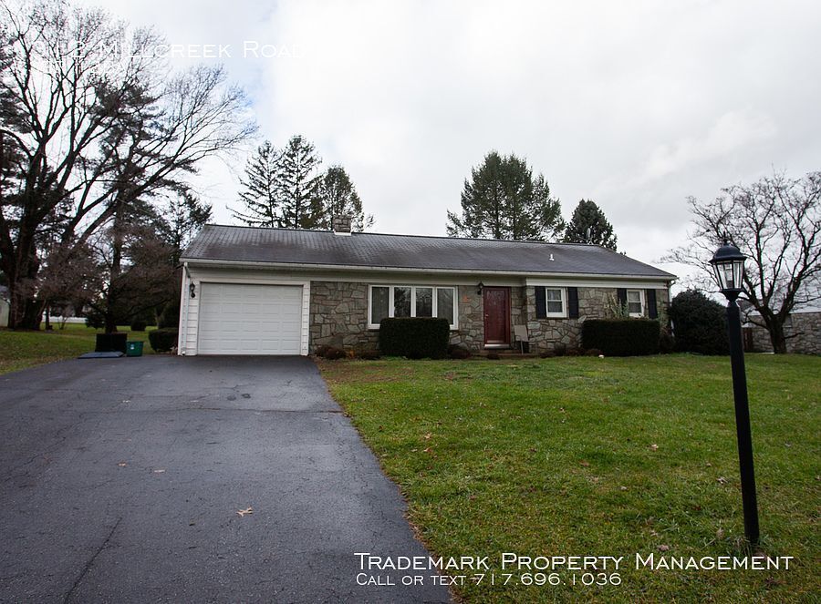 312 Mill Creek Rd in Bird In Hand, PA - Building Photo