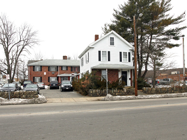 17 Prospect St in Waltham, MA - Foto de edificio - Building Photo