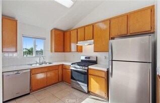 1108 Termino Ave, Unit 301 in Long Beach, CA - Building Photo