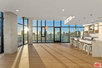 675 Ninth Ave in San Diego, CA - Building Photo - Building Photo