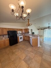 2968 La Paloma Dr in Bullhead City, AZ - Building Photo - Building Photo
