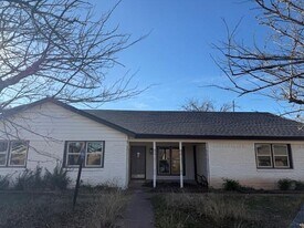 4525 N 7th St in Abilene, TX - Building Photo