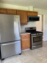 10 E Schubert Ave in Glendale Heights, IL - Building Photo - Building Photo