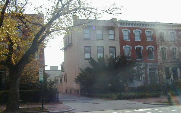 629 E Capitol St SE in Washington, DC - Building Photo - Building Photo