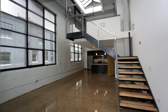 Cary Street Station in Richmond, VA - Foto de edificio - Interior Photo