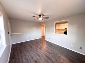 1050 FM970 in Florence, TX - Building Photo - Building Photo