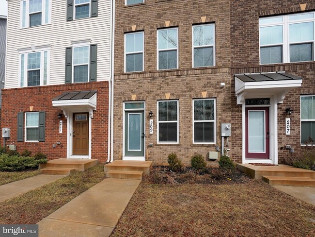 209 Garrett A Morgan Blvd in Hyattsville, MD - Building Photo - Building Photo