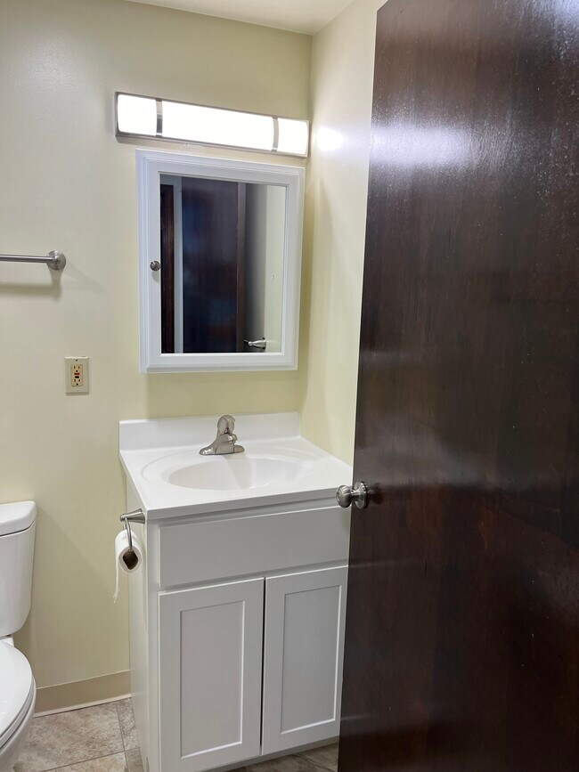 317 Fairmount Ave in Jamestown, NY - Building Photo - Building Photo