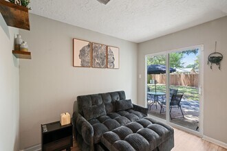 2523 Village Oak Dr. in Katy, TX - Building Photo - Building Photo