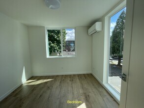 1724E 11th Ave in Seattle, WA - Foto de edificio - Building Photo