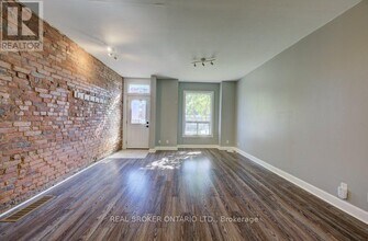 297 Bay St N in Hamilton, ON - Building Photo - Building Photo
