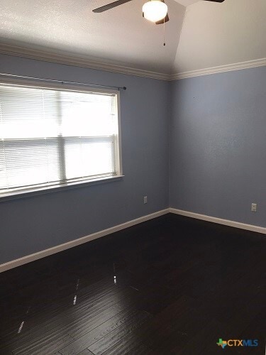 property at 419 Tomahawk Dr