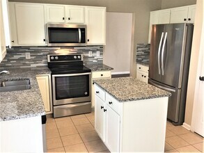 3008 Secret Garden Ct in Indian Trail, NC - Foto de edificio - Building Photo