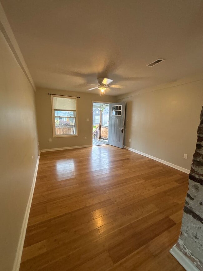 property at 606 N Upper St