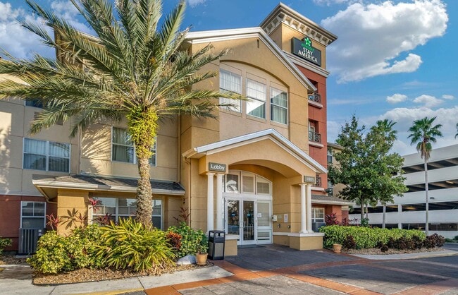 Furnished Studio-Tampa - Airport - N. Westshore Blvd.