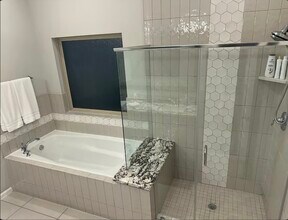 10609 Centre Forest Dr in Houston, TX - Building Photo - Building Photo