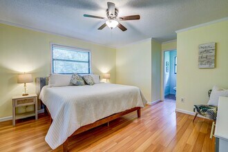 2239 Wells Ave in Sarasota, FL - Building Photo - Building Photo